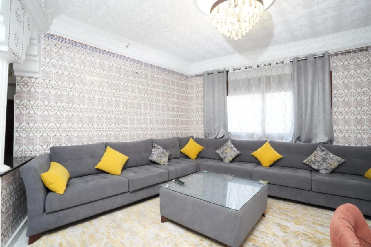 Apartment Oumnia 1 - City Center Tânger Exterior foto